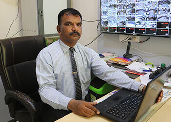 Dr. Narayan Purohit